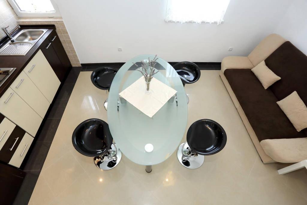Apartmani Mlinar Gornji Karin Extérieur photo