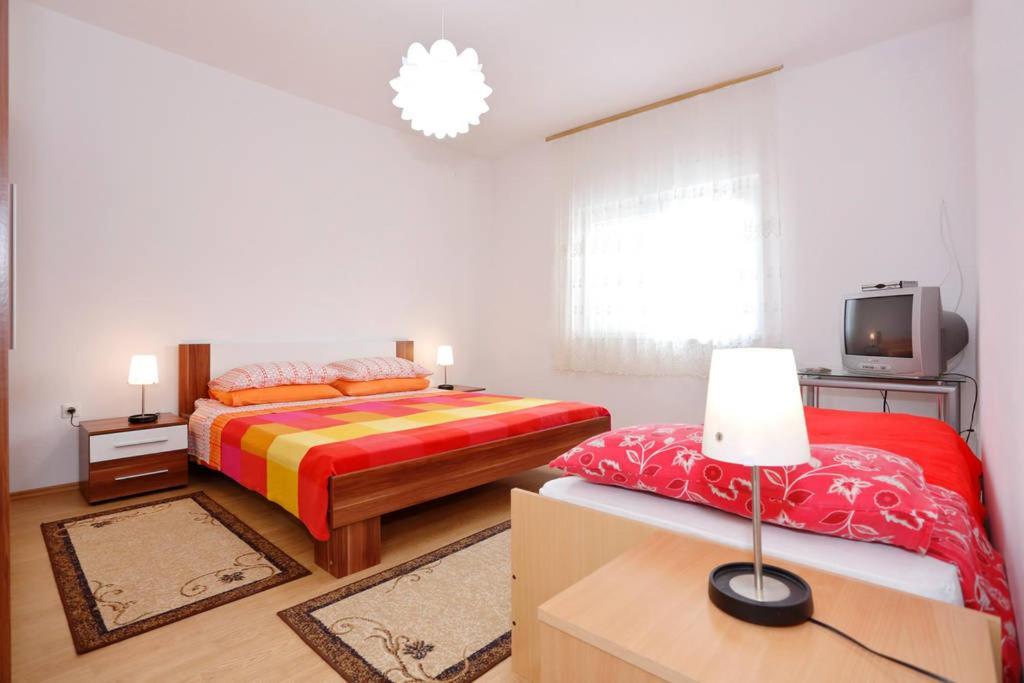 Apartmani Mlinar Gornji Karin Extérieur photo