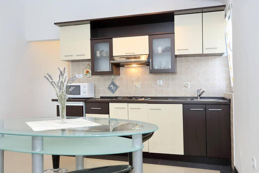 Apartmani Mlinar Gornji Karin Extérieur photo